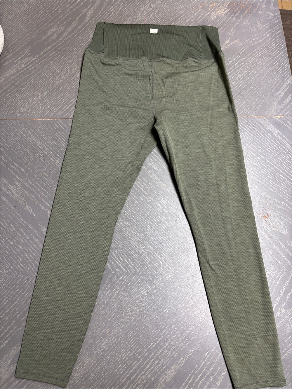 Vuori Olive Leggings - Stretch Active Bottoms